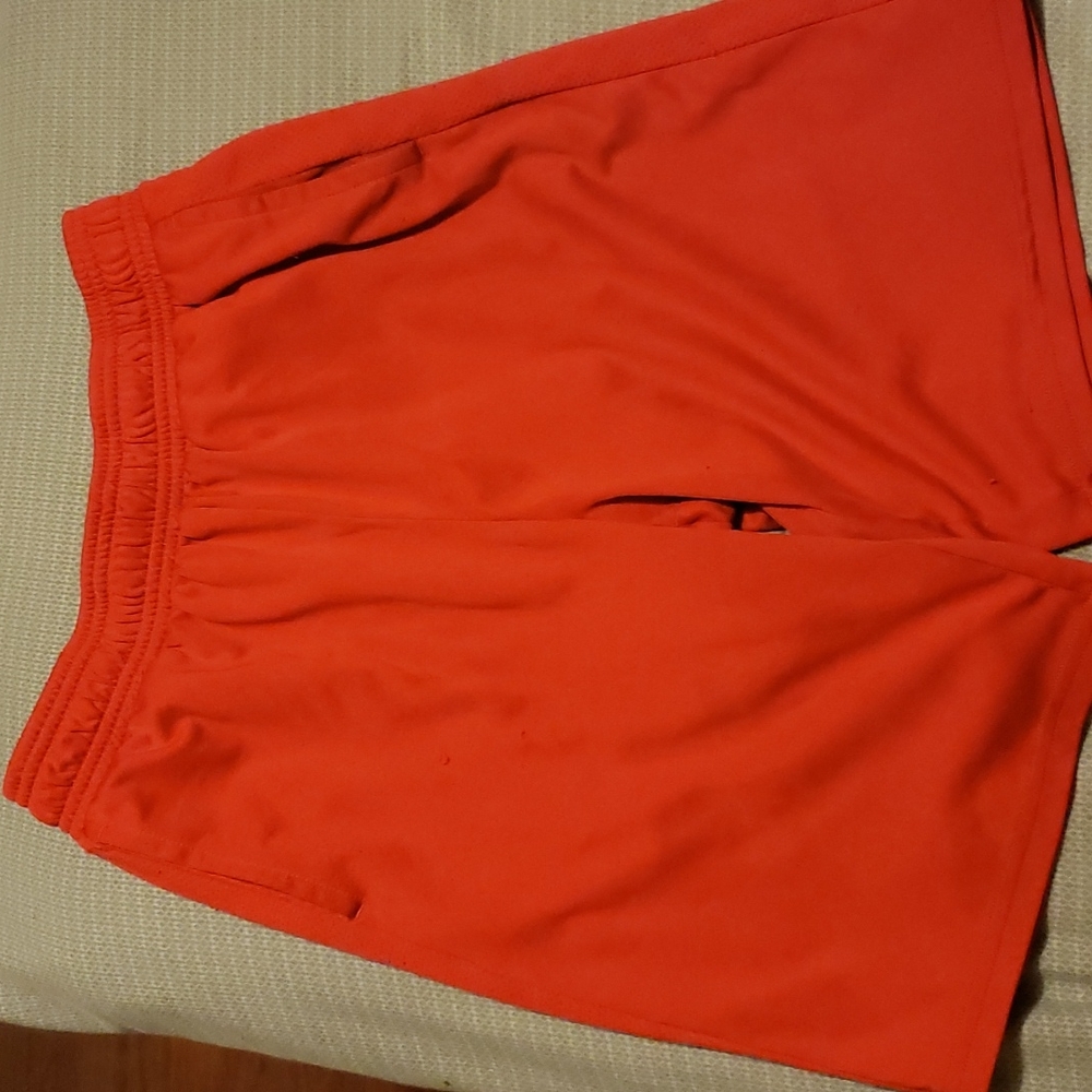 Red athletic works XL boys 14/16